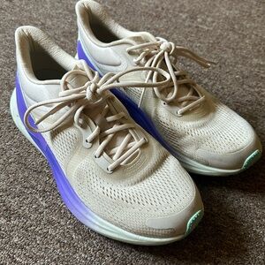 Lululemon blissfeel running shoe size 8